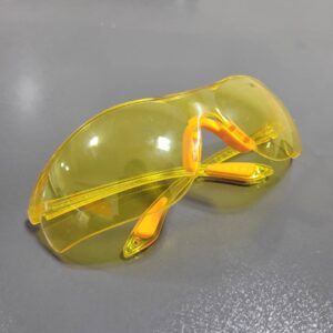 عینک ایمنی مهندسی گربه ای زرد نورس مدل NR-SF04Y ضد بخار